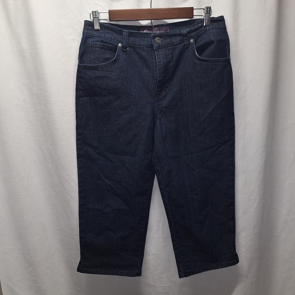 Gloria Vanderbilt dark wash jeans size 10
